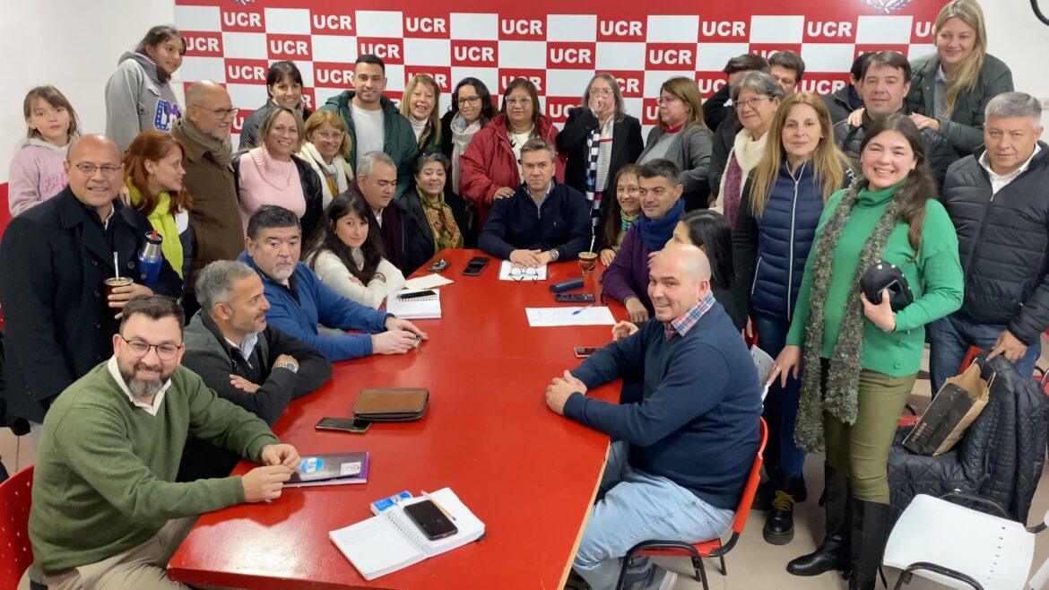 Nueva conducción en la UCR Chaco: comenzó la etapa de Leandro Zdero