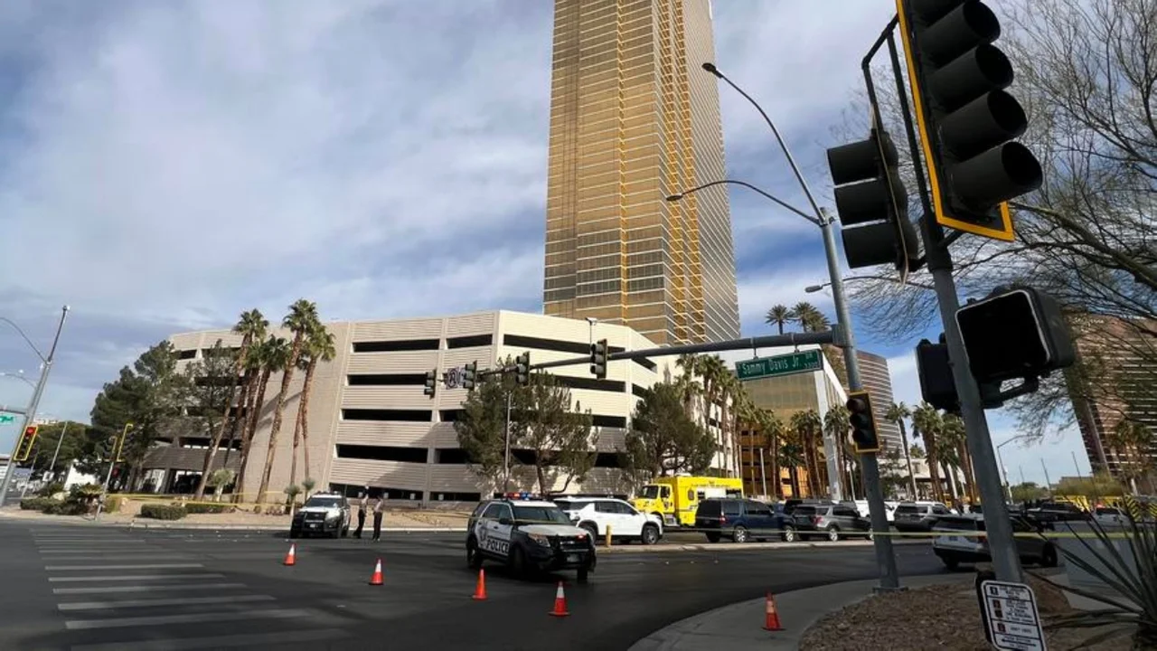 Explosión de un Cybertruck Tesla fabricado por Elon Musk en el hotel de Donald Trump en Las Vegas: qué se sabe